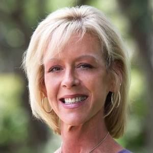 Meet your Posher, Joan